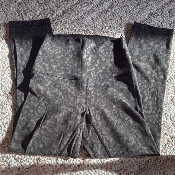 Lululemon Align Leggings - Picture 1 of 4